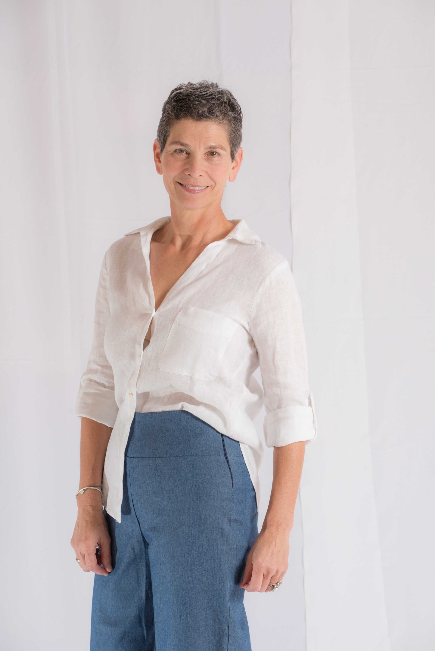 BLUSA CAMISERA ABIERTA BLANCA DE ALGODÓN