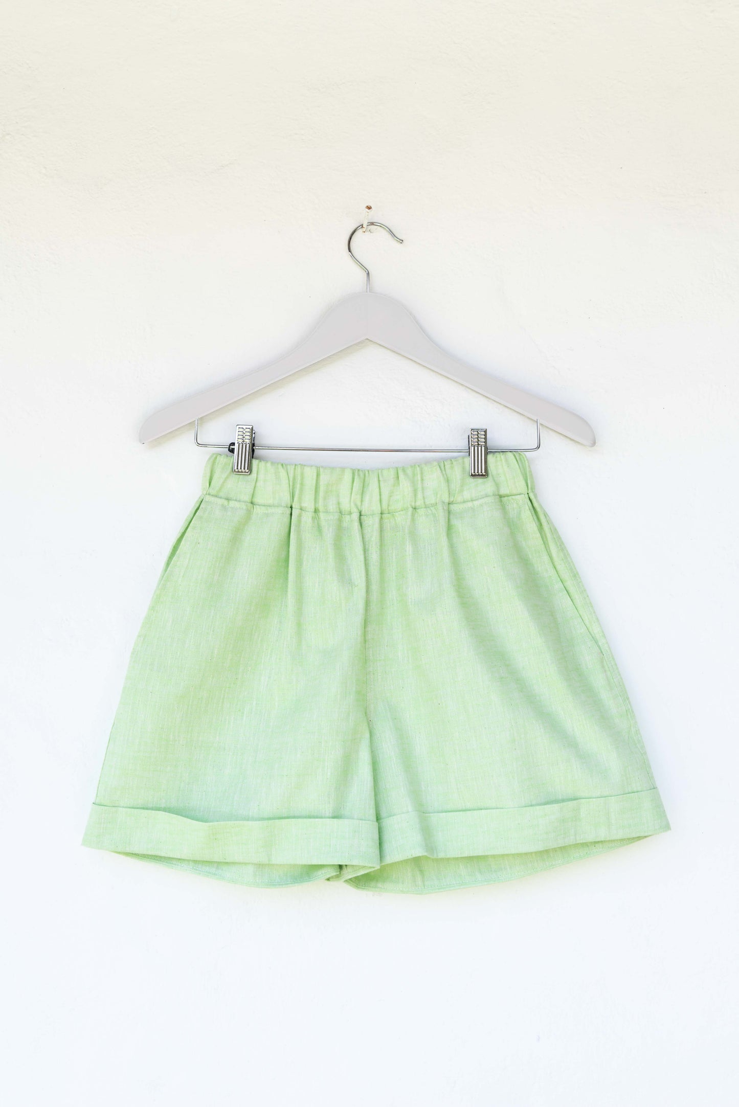 SET DE SHORT Y CHALECO DE LINO LIVIANO VERDE LIMÓN